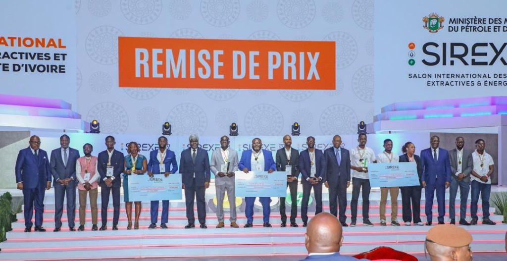 Kompyuta triomphe au SIREXE 2024 : Lauréat du 1er Prix Hackathon dans le secteur des Hydrocarbures prix b